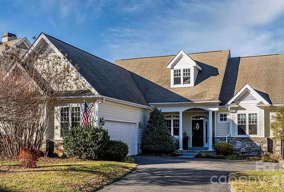 1st image of 40 Bunker Ct