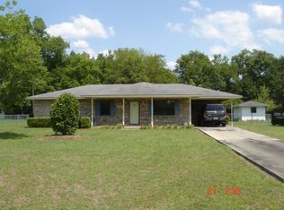 713 Christy St, Glennville, GA 30427