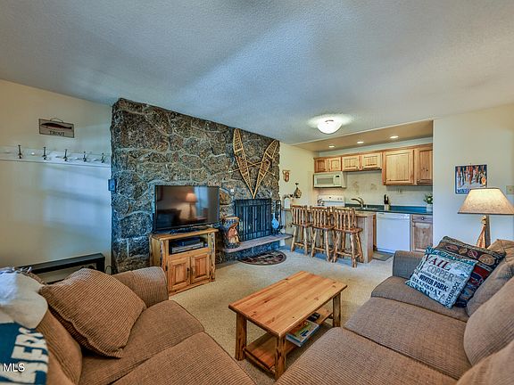 5th image of 471 Hi Country Drive #611
