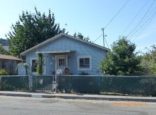 266 Berkeley St, Rio Dell, CA 95562