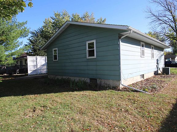 2nd image of 48 Westview Dr