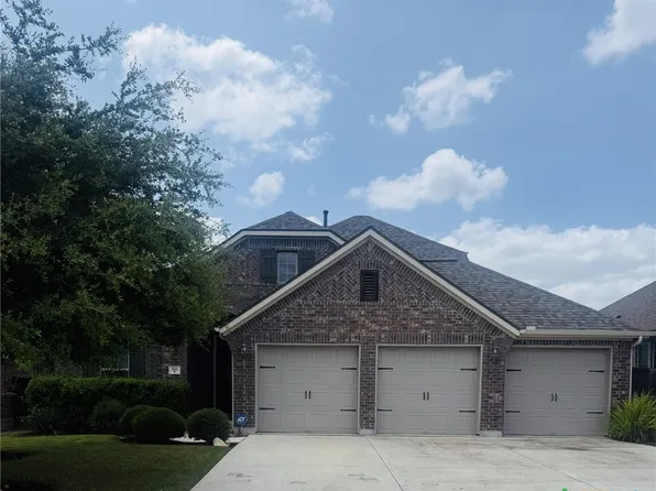 520 Academy Oaks Dr, San Marcos, TX 78666