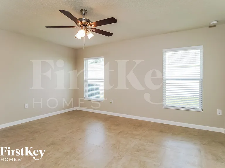 207 Southern Breeze Loop — Photo 7