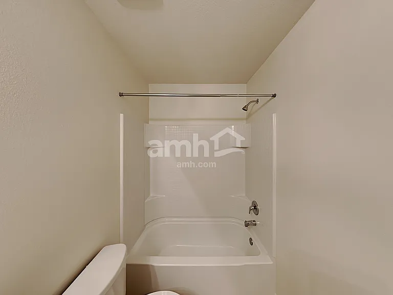 22718 Klingamans Way — Photo 19