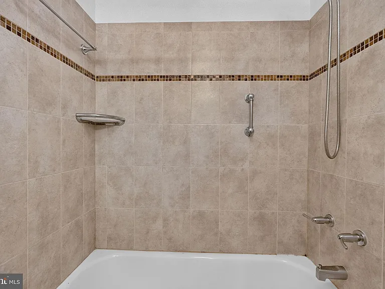 10522 Lime Tree Way — Photo 27