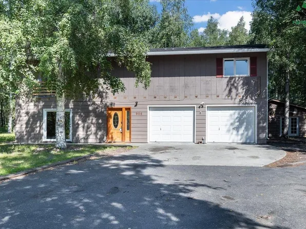 906 Ridgetop Rd, North Pole, AK 99705