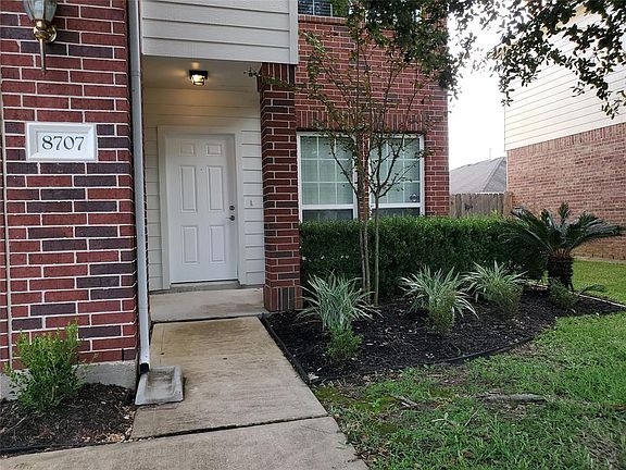 2nd image of 8707 Challis Park Ct
