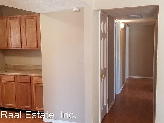 5th image of 6208 Hannett Ave NE