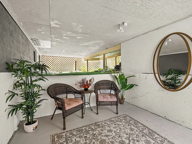 1252 Oscar St — Photo 17