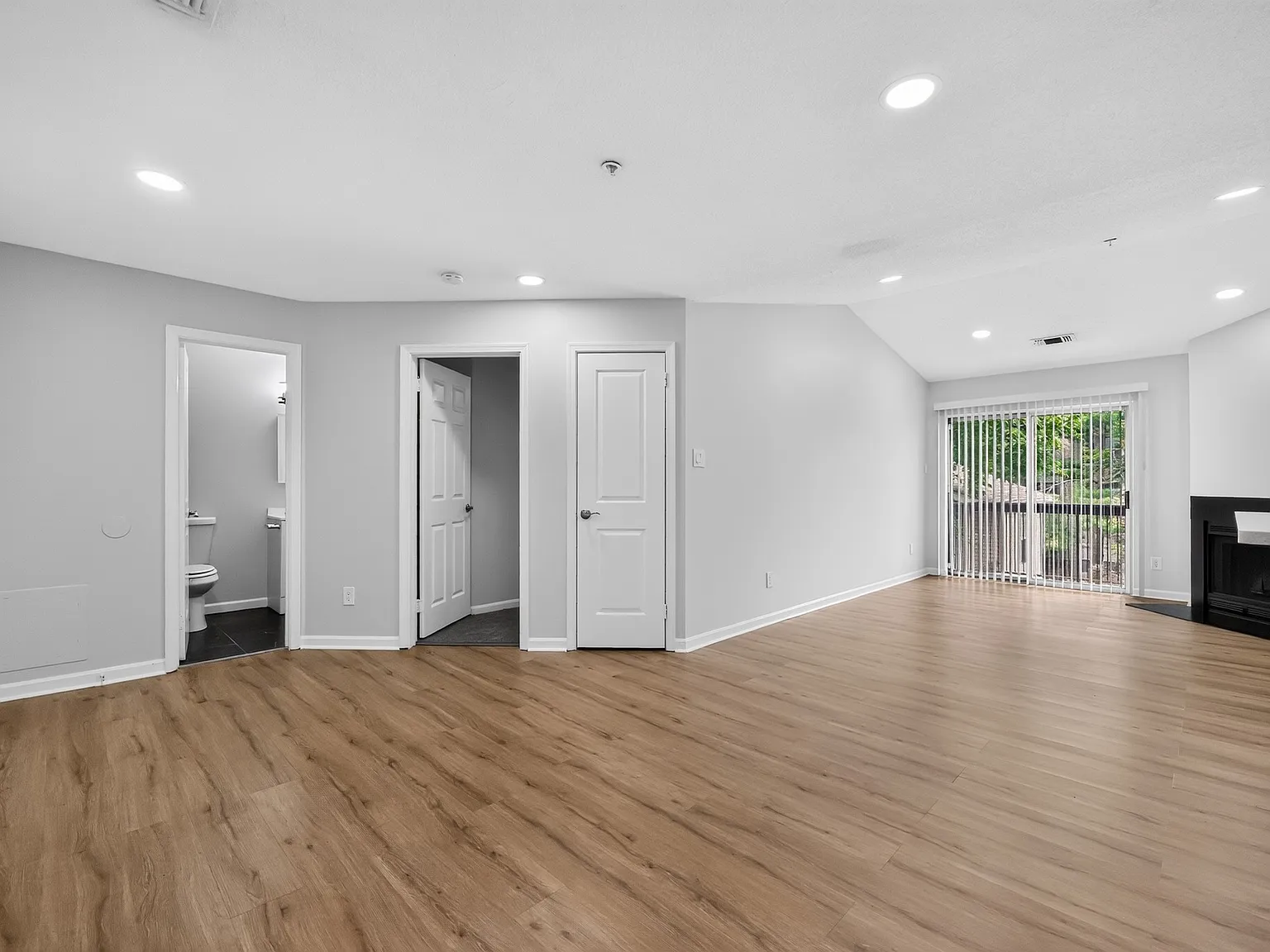 Brookview Apartments — Photo 4