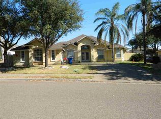 415 Grosbeak St, Laredo, TX 78045