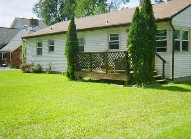 1st image of 2149 Meadow Ln