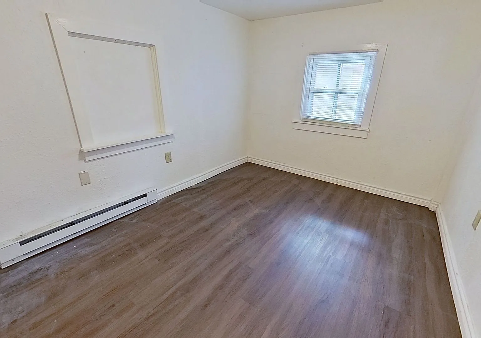 1st Floor Apartment in Dallastown — Photo 4