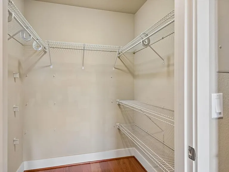 Walk-in closet