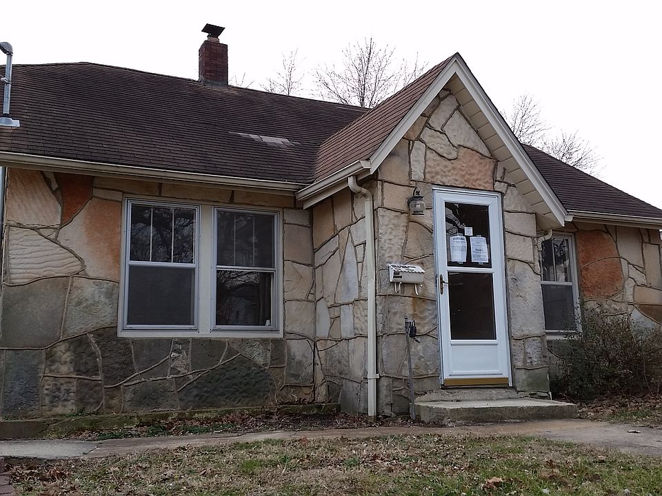 1st image of 1008 W Harper St