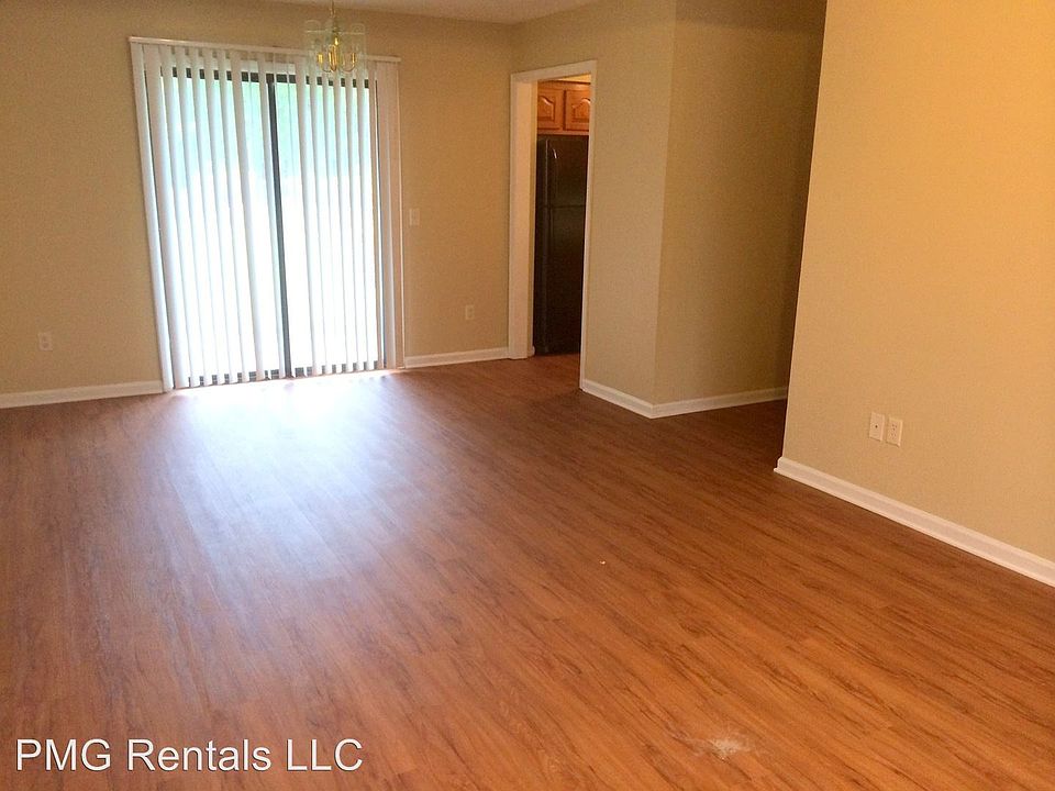 1st image of 418 Brannen Dr APT 1
