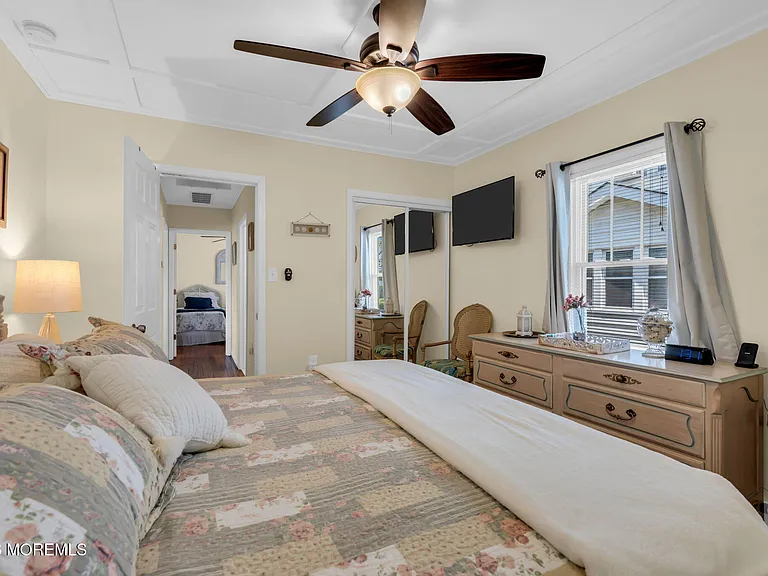 319 Arnold Ave — Photo 11