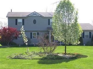 12195 Jaquay Rd, Columbia Station, OH 44028