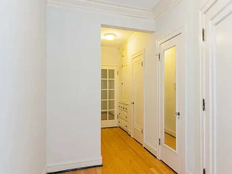 7440 N Claremont Ave #3 — Photo 7
