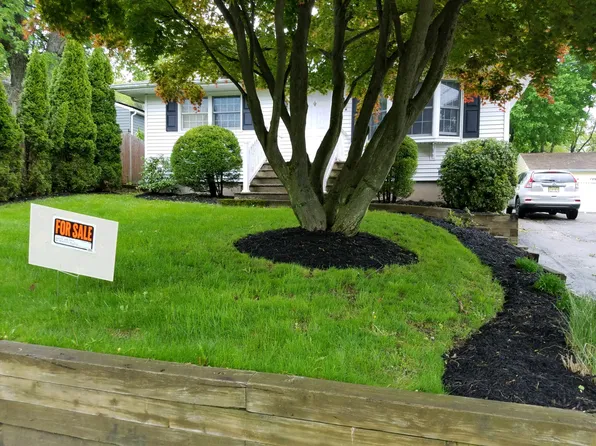 514 Mansel Dr, Landing, NJ 07850