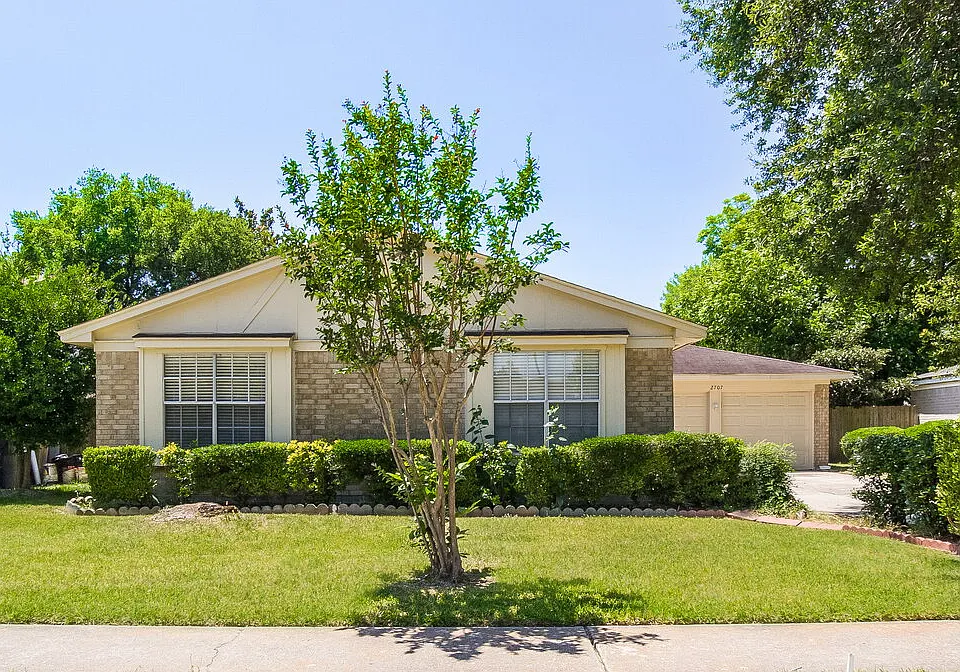 2707 Skelton Dr