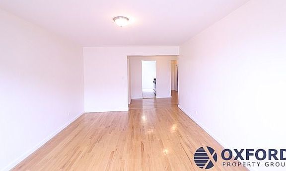 2nd image of 3415 Parsons Blvd APT 6P