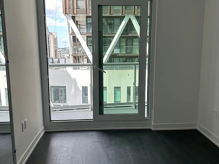 230 Simcoe St #1233 — Photo 5