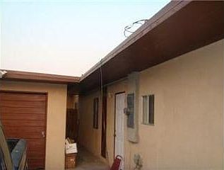 2nd image of 4286 Lindsay St