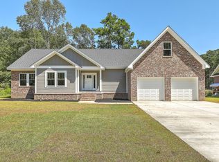 1002 Retreat Ave, Moncks Corner, SC 29461