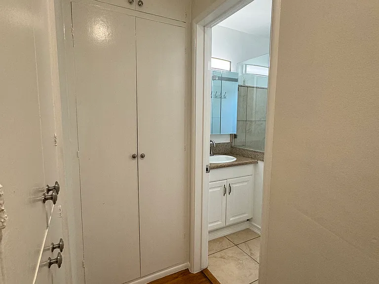 1792 Grevelia St #1792 — Photo 8