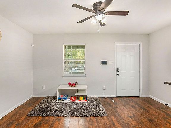 3rd image of 508 NE 18th St