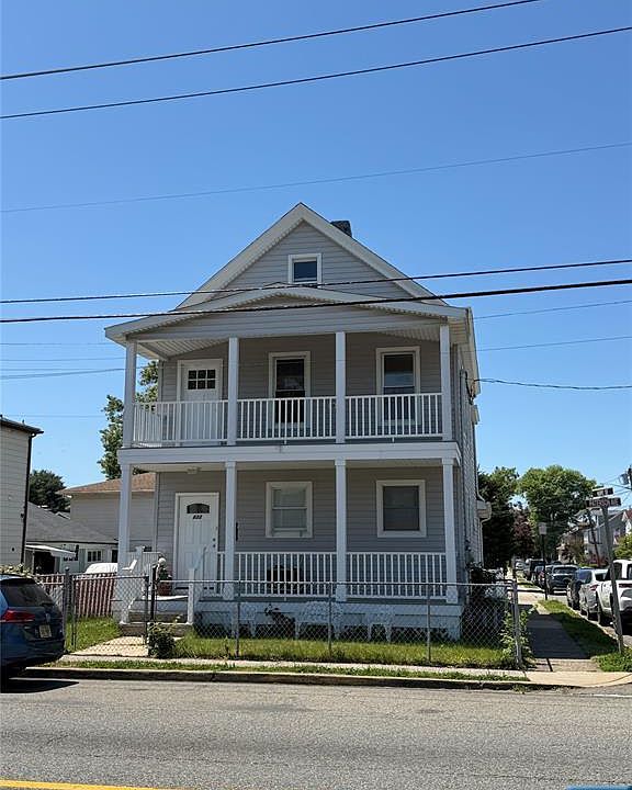 1st image of 832 Paterson Ave