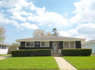 2723 Rosalind Ave, Racine, WI 53403