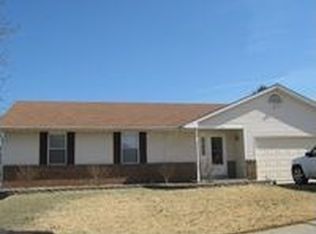 3304 Persimmon Dr, Saint Charles, MO 63301