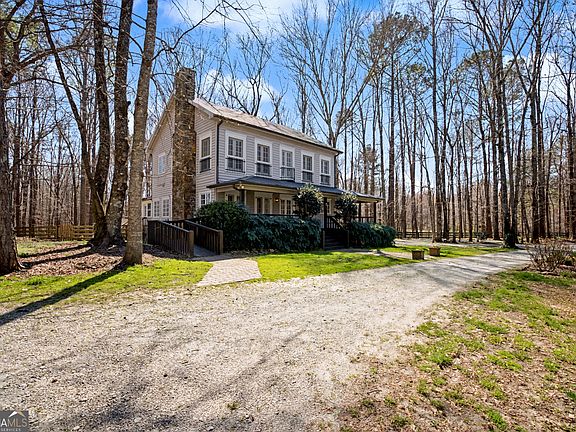 5th image of 1174 Bear Creek Rd