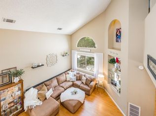 6055 E Iowa Ave, Fresno, CA 93727
