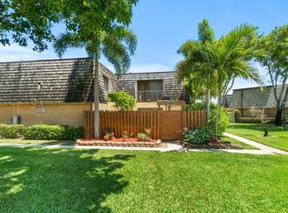 335 Lake Arbor Dr, Palm Springs, FL 33461