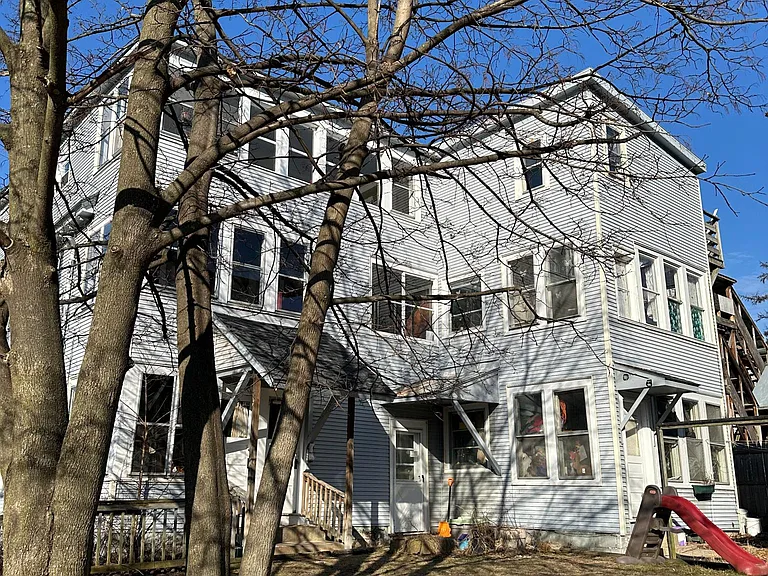 107 Buell St #7 — Photo 4