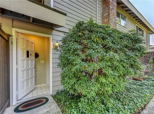 504 214th St SW #23B, Bothell, WA 98021