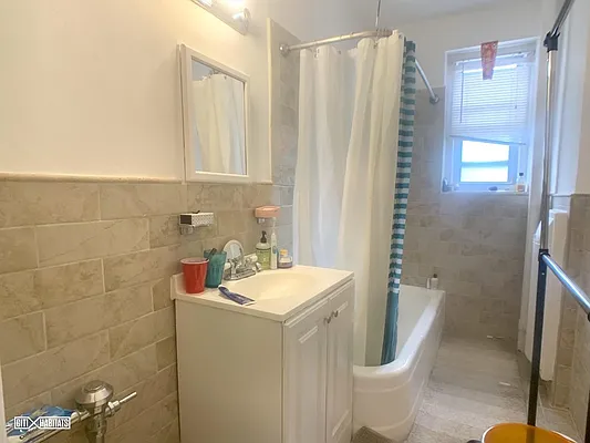 Rented by Citi Habitats | media 7