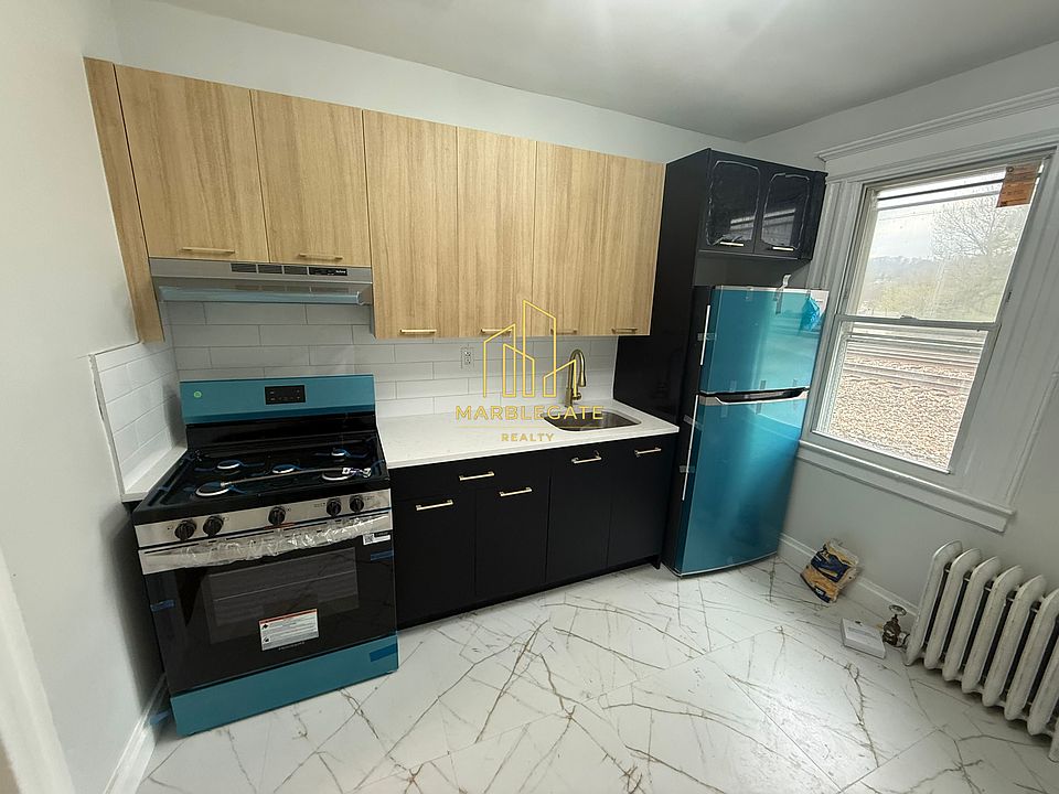 1st image of 539 Scotland Rd #22