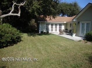 1836 Sea Oats Dr, Atlantic Beach, FL 32233