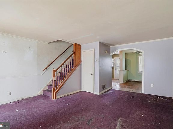 5th image of 930 Dalton Ave