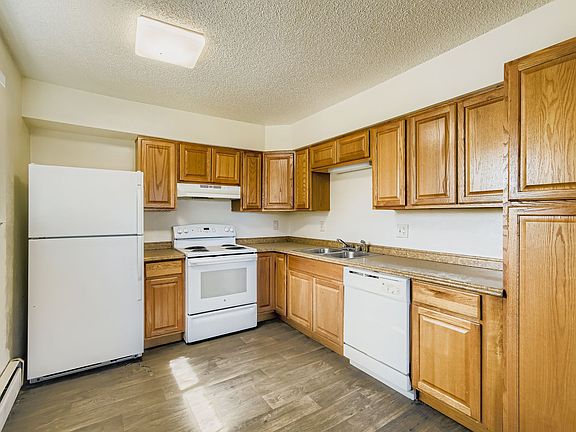 4th image of 7101 Hooker St #202
