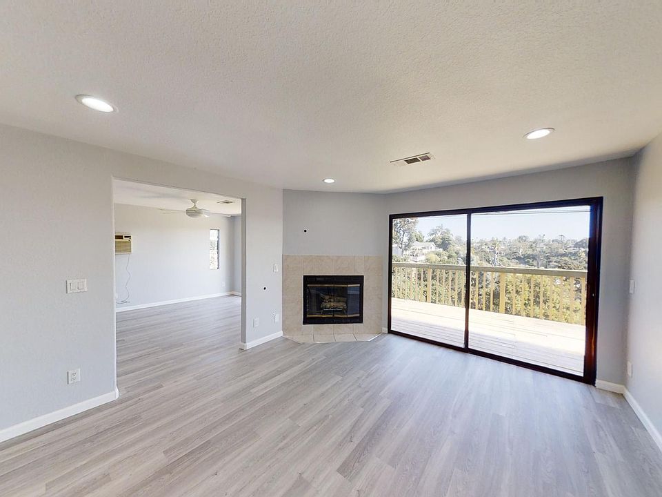 1st image of 5539-41 Dorothy Dr