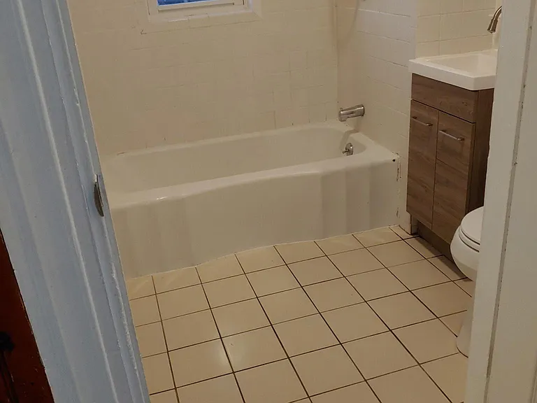 11 Houghton St #2 — Photo 26