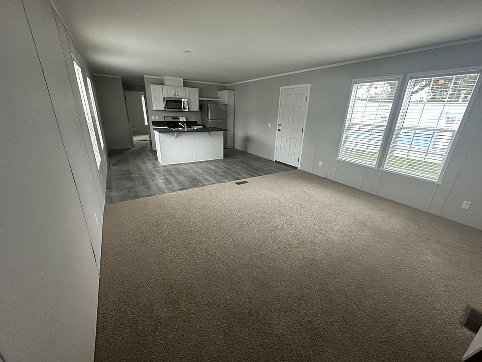 1st image of 88 Nettie Ave