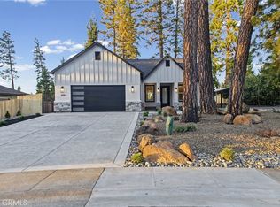 1677 Paradisewood Dr, Paradise, CA 95969