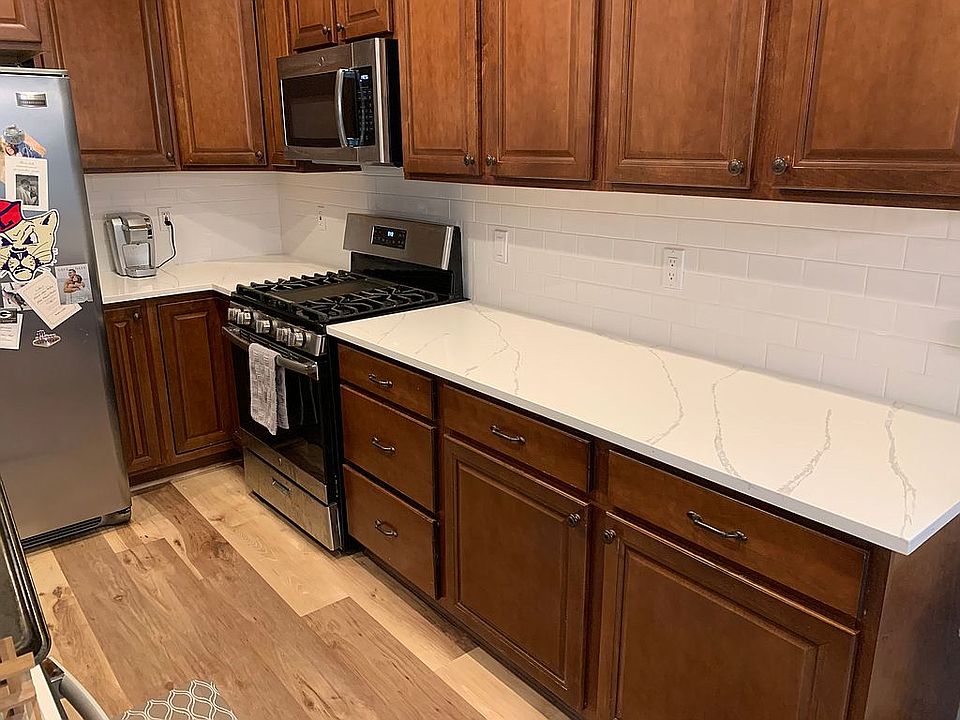2021 subway tile backsplash