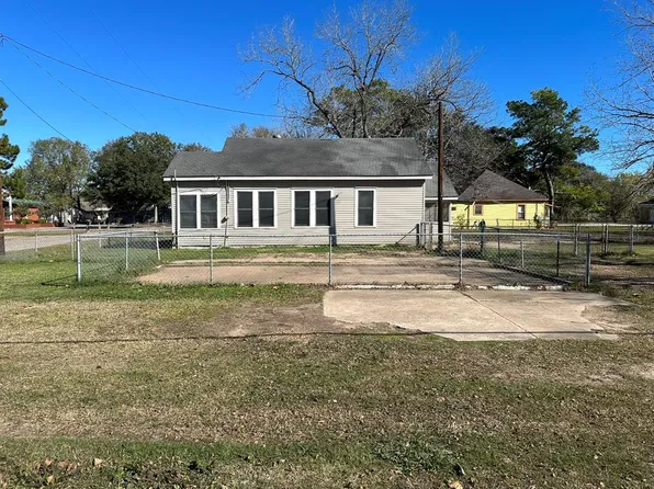 3123 Rosenberg Street, Needville, TX 77461